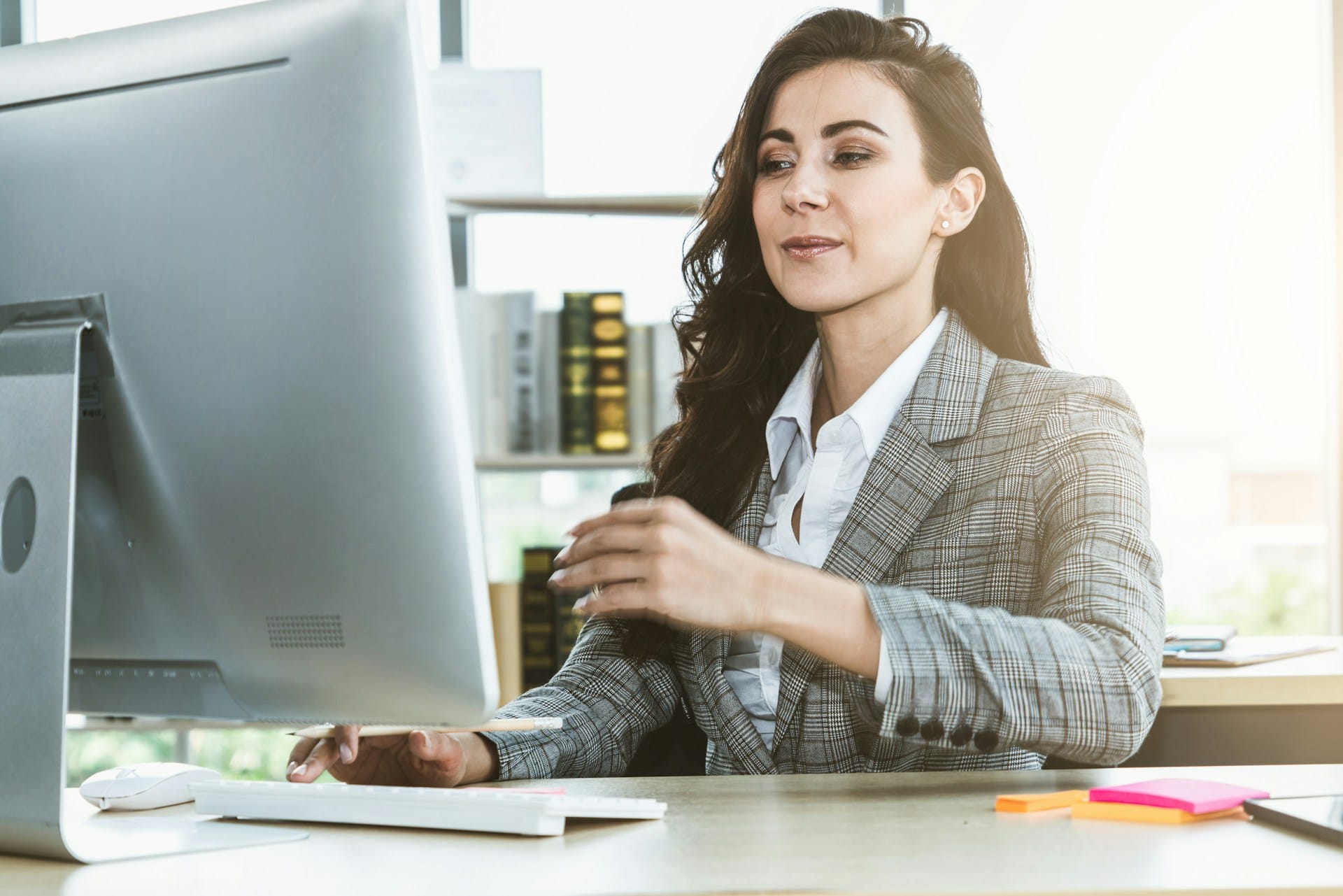 Guest Messaging Templates That Feel Personal at Scale