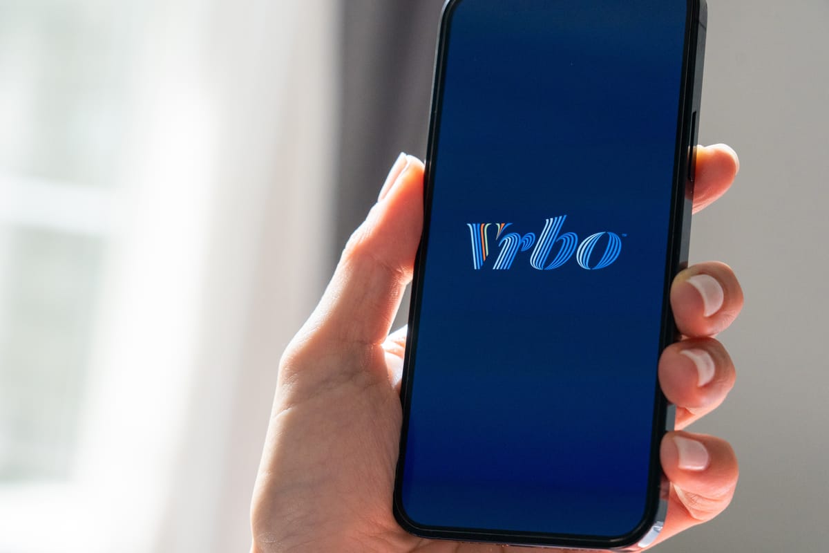 When Should Hosts Turn On Vrbo Instant Booking?