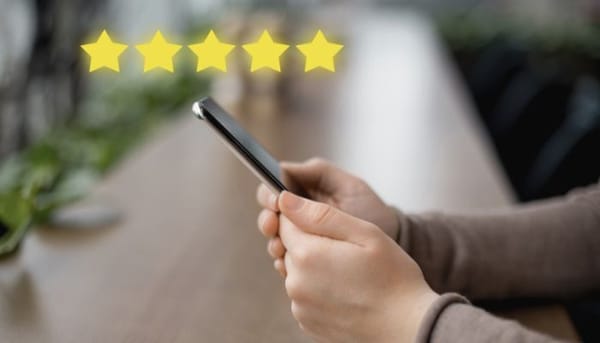 poner reseña en booking